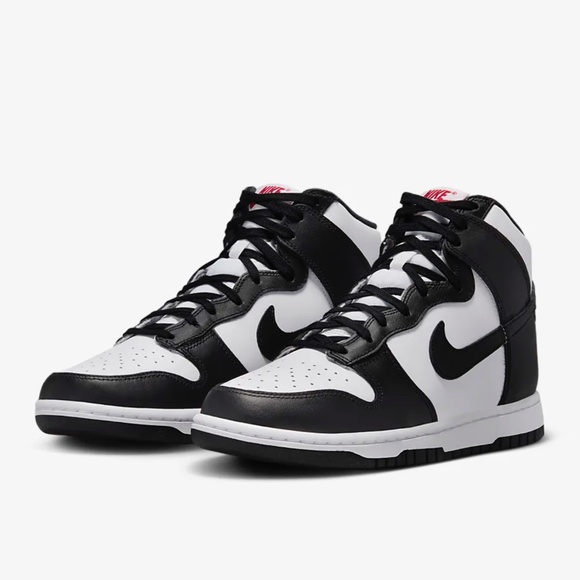 Nike Dunk High Panda Boy Size 5Y - Picture 1 of 5